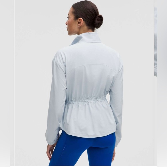 Lululemon NWT UV-Protective Cinch-Waist Running Jacket
Starch Blue - Picture 2 of 5